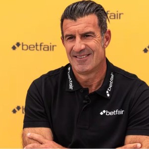 华体会app下载-菲戈：阿隆索下课出人意料，皇马当务之急是恢复稳定性